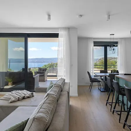 Сasa de vacaciones Hillside Paradise With Heated Pool, Gym, Fun Zone *