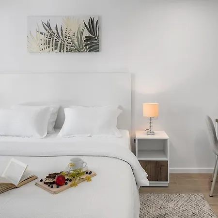 Сasa de vacaciones Hillside Paradise With Heated Pool, Gym, Fun Zone