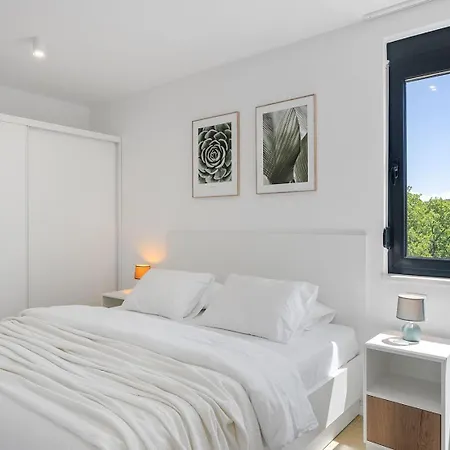 Hillside Paradise With Heated Pool, Gym, Fun Zone Сasa de vacaciones