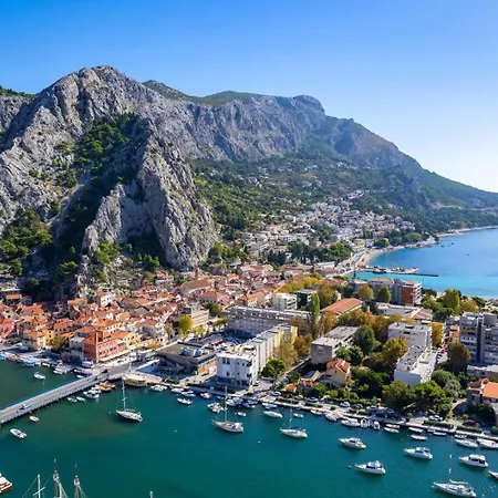 Сasa de vacaciones Hillside Paradise With Heated Pool, Gym, Fun Zone *